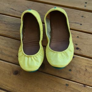 Lemon yellow Tieks size 7 🍋